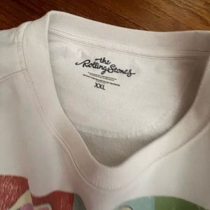 Rolling Stones sweatshirt.